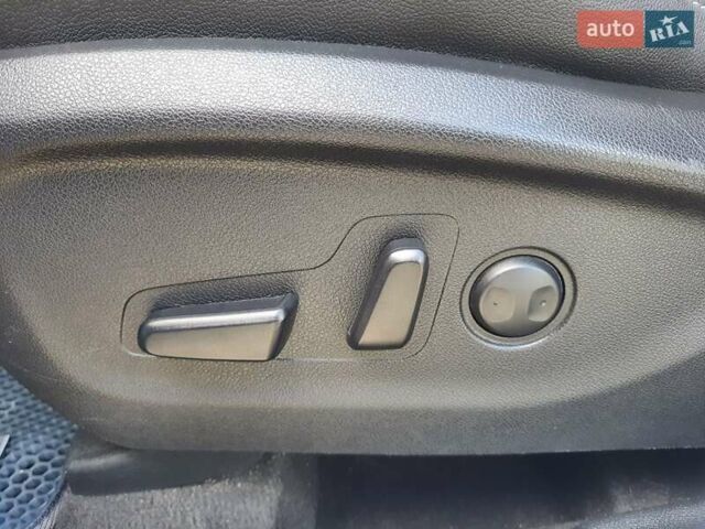 Серый Киа Соренто, объемом двигателя 2 л и пробегом 139 тыс. км за 21500 $, фото 25 на Automoto.ua