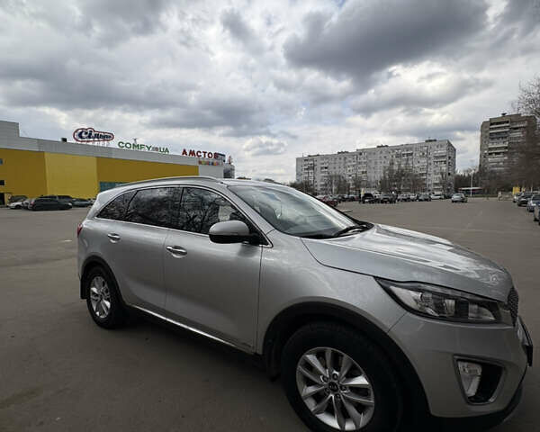 Серый Киа Соренто, объемом двигателя 2.2 л и пробегом 105 тыс. км за 20500 $, фото 11 на Automoto.ua
