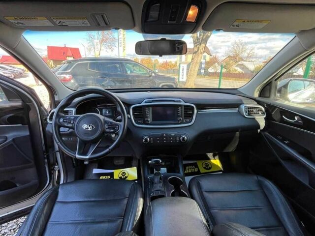 Серый Киа Соренто, объемом двигателя 2.4 л и пробегом 129 тыс. км за 14500 $, фото 7 на Automoto.ua