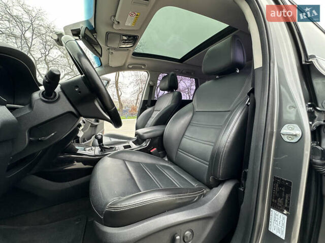 Сірий Кіа Соренто, об'ємом двигуна 2.2 л та пробігом 180 тис. км за 18500 $, фото 67 на Automoto.ua