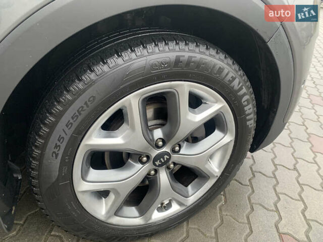 Серый Киа Соренто, объемом двигателя 2.2 л и пробегом 179 тыс. км за 21700 $, фото 61 на Automoto.ua