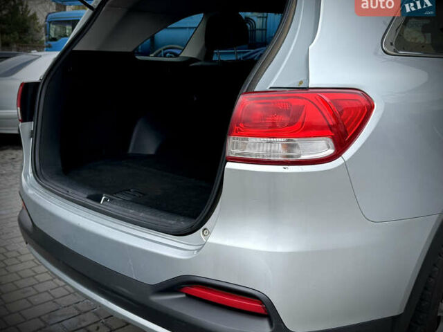 Серый Киа Соренто, объемом двигателя 2.36 л и пробегом 208 тыс. км за 14500 $, фото 19 на Automoto.ua