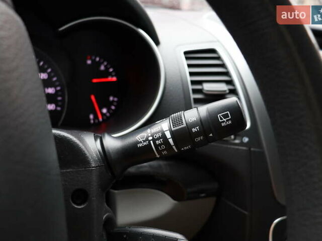 Серый Киа Соренто, объемом двигателя 2.4 л и пробегом 77 тыс. км за 12900 $, фото 24 на Automoto.ua