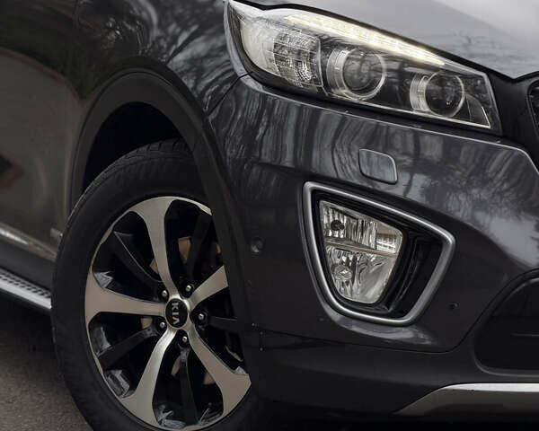 Сірий Кіа Соренто, об'ємом двигуна 2 л та пробігом 238 тис. км за 17550 $, фото 22 на Automoto.ua