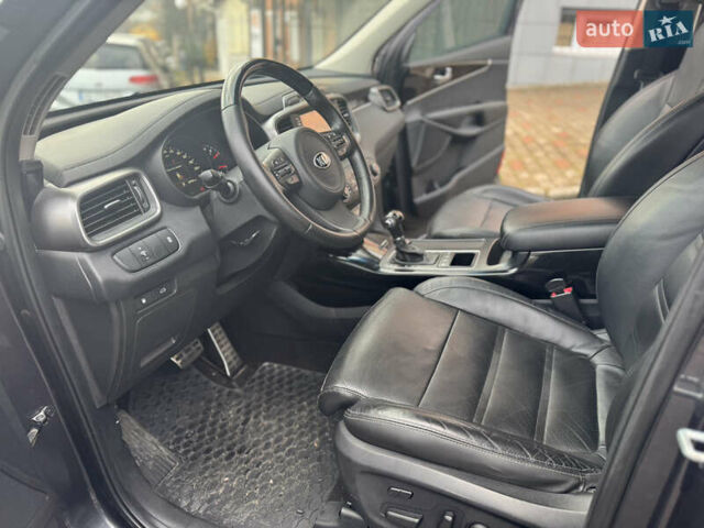 Сірий Кіа Соренто, об'ємом двигуна 2.2 л та пробігом 207 тис. км за 18800 $, фото 21 на Automoto.ua