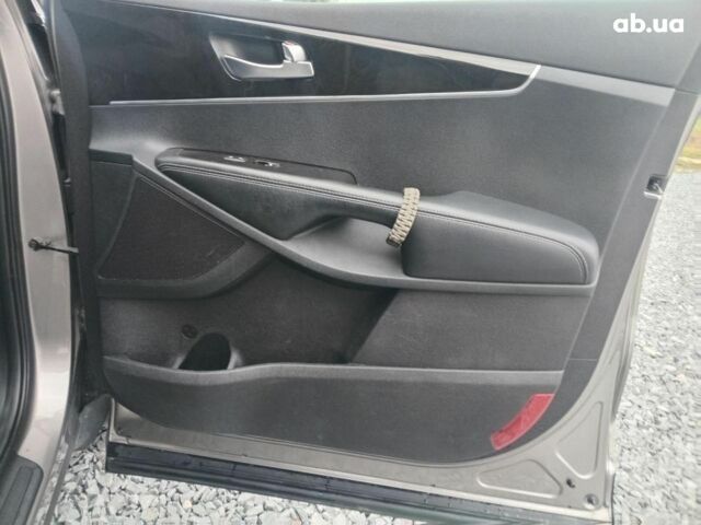 Сірий Кіа Соренто, об'ємом двигуна 3.3 л та пробігом 198 тис. км за 16990 $, фото 26 на Automoto.ua