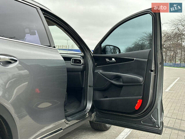 Сірий Кіа Соренто, об'ємом двигуна 2.2 л та пробігом 180 тис. км за 18500 $, фото 52 на Automoto.ua