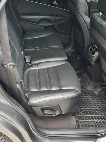 Сірий Кіа Соренто, об'ємом двигуна 2.2 л та пробігом 256 тис. км за 25300 $, фото 29 на Automoto.ua