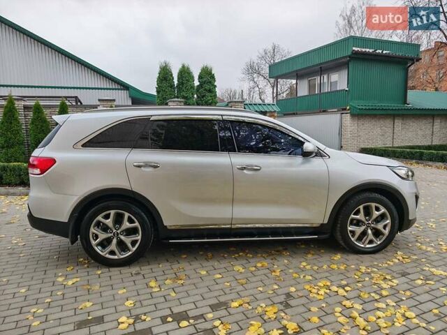 Серый Киа Соренто, объемом двигателя 2.2 л и пробегом 219 тыс. км за 19300 $, фото 4 на Automoto.ua