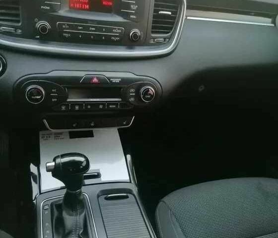 Сірий Кіа Соренто, об'ємом двигуна 2.2 л та пробігом 130 тис. км за 20000 $, фото 2 на Automoto.ua