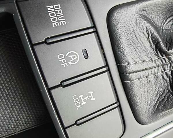 Серый Киа Соренто, объемом двигателя 2.2 л и пробегом 219 тыс. км за 19300 $, фото 19 на Automoto.ua