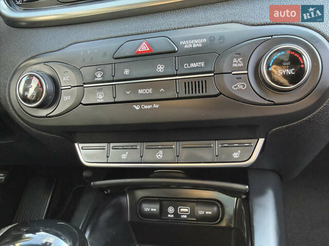 Серый Киа Соренто, объемом двигателя 2.2 л и пробегом 192 тыс. км за 18200 $, фото 44 на Automoto.ua