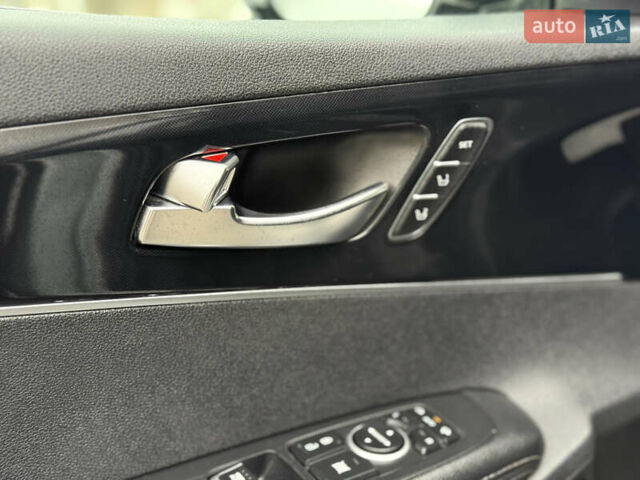 Серый Киа Соренто, объемом двигателя 2.2 л и пробегом 193 тыс. км за 22222 $, фото 34 на Automoto.ua