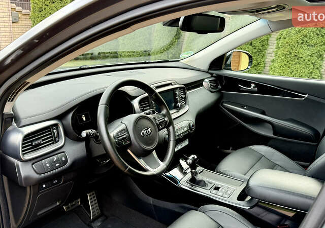Серый Киа Соренто, объемом двигателя 2.2 л и пробегом 217 тыс. км за 20900 $, фото 24 на Automoto.ua