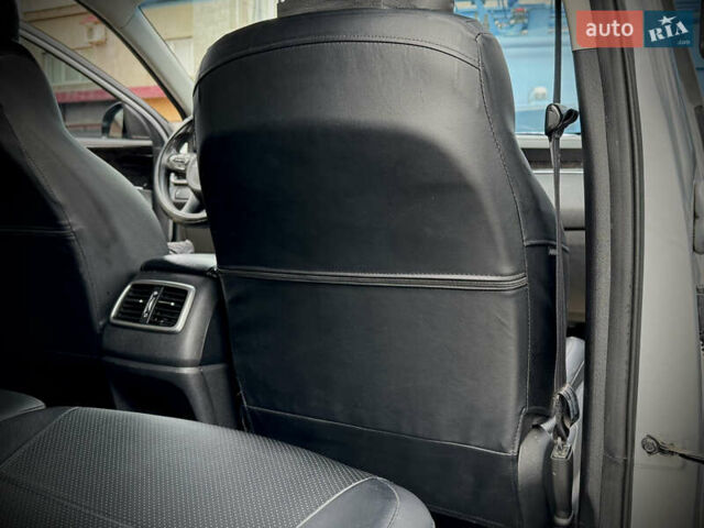 Серый Киа Соренто, объемом двигателя 2.36 л и пробегом 208 тыс. км за 14500 $, фото 12 на Automoto.ua