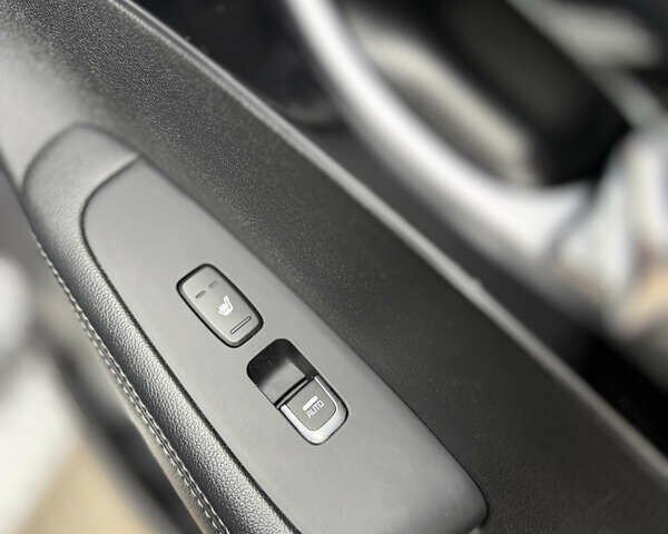 Сірий Кіа Соренто, об'ємом двигуна 2 л та пробігом 238 тис. км за 17550 $, фото 43 на Automoto.ua