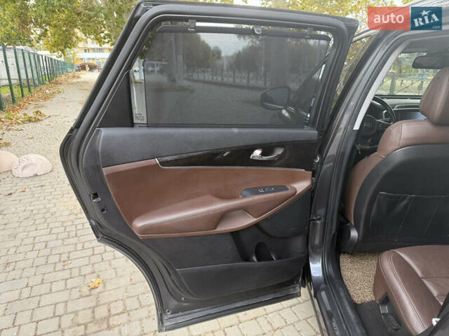Киа Соренто 2015 в Одессе на Automoto.ua Серый Киа Соренто, объемом двигателя 2 л и пробегом 210 тыс. км за 19500 $, фото 18 на Automoto.ua