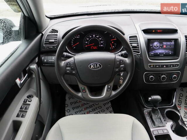 Серый Киа Соренто, объемом двигателя 2.4 л и пробегом 77 тыс. км за 12900 $, фото 38 на Automoto.ua