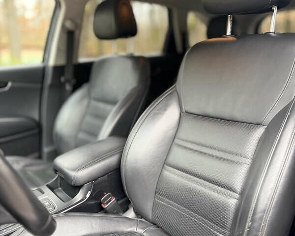 Сірий Кіа Соренто, об'ємом двигуна 2 л та пробігом 238 тис. км за 17550 $, фото 29 на Automoto.ua