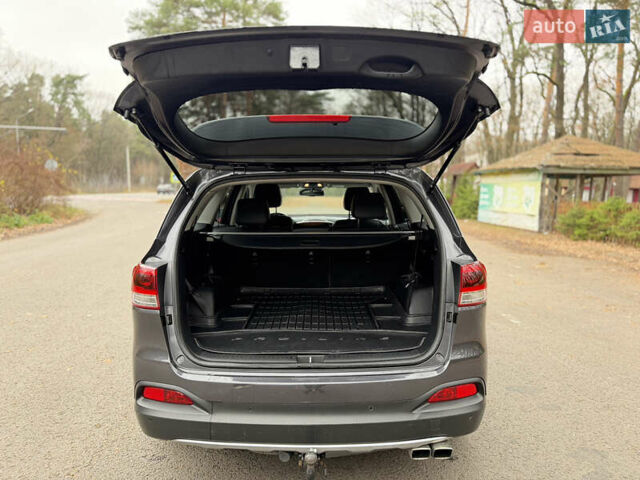 Сірий Кіа Соренто, об'ємом двигуна 2 л та пробігом 238 тис. км за 17550 $, фото 61 на Automoto.ua