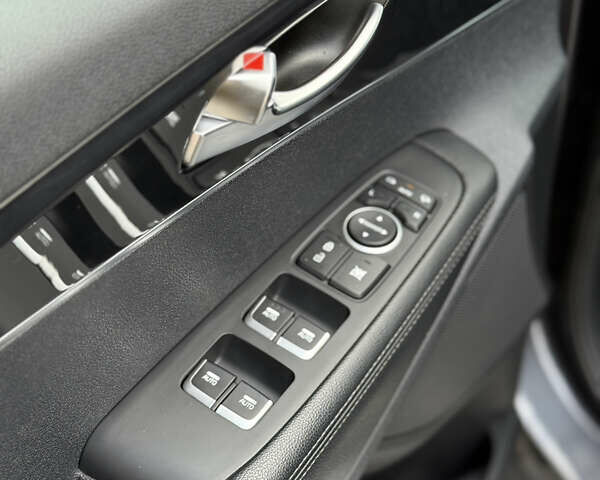 Киа Соренто 2015 в Луцке на Automoto.ua Серый Киа Соренто, объемом двигателя 2 л и пробегом 238 тыс. км за 17700 $, фото 30 на Automoto.ua