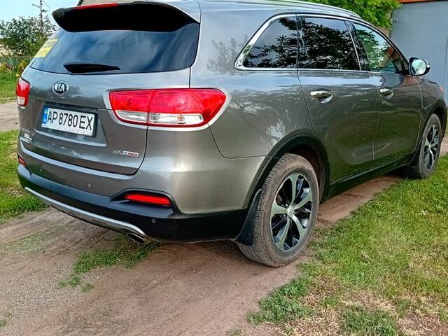 Киа Соренто 2015 в Запорожье на Automoto.ua Серый Киа Соренто, объемом двигателя 2 л и пробегом 145 тыс. км за 15600 $, фото 1 на Automoto.ua