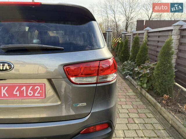 Серый Киа Соренто, объемом двигателя 2.2 л и пробегом 192 тыс. км за 18200 $, фото 15 на Automoto.ua