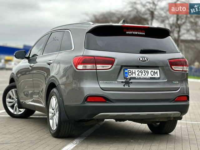 Сірий Кіа Соренто, об'ємом двигуна 2.2 л та пробігом 180 тис. км за 18500 $, фото 3 на Automoto.ua