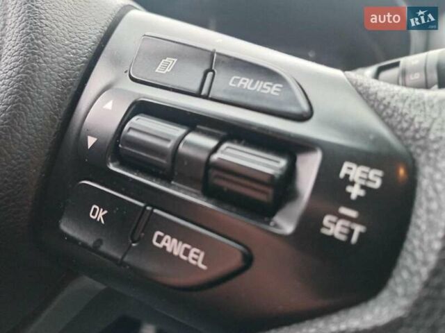 Серый Киа Соренто, объемом двигателя 3.3 л и пробегом 198 тыс. км за 16990 $, фото 14 на Automoto.ua