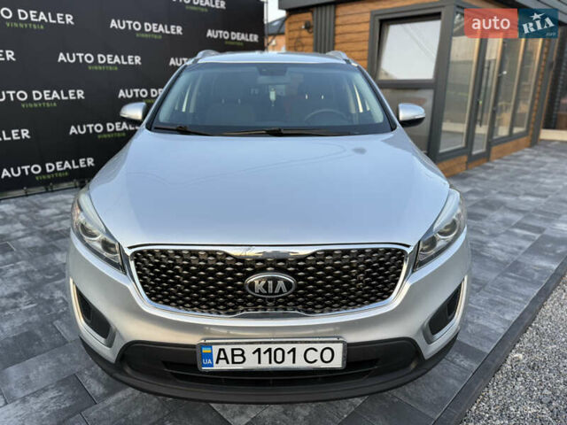 Серый Киа Соренто, объемом двигателя 2.4 л и пробегом 125 тыс. км за 12800 $, фото 9 на Automoto.ua