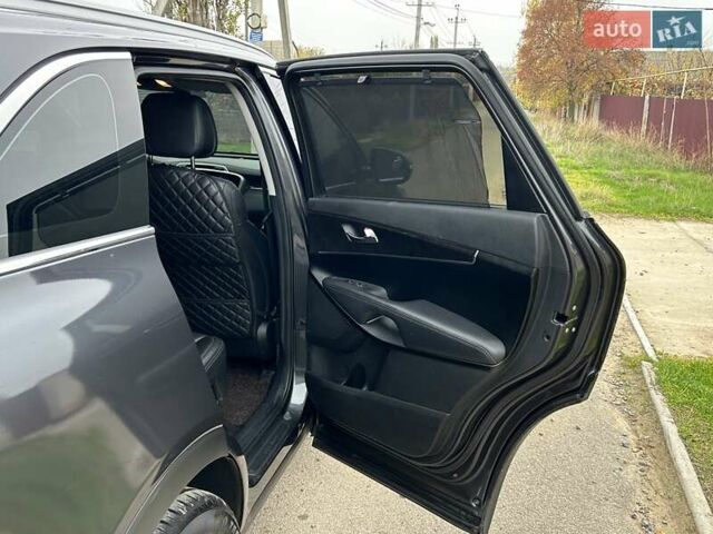Серый Киа Соренто, объемом двигателя 2 л и пробегом 193 тыс. км за 17500 $, фото 30 на Automoto.ua