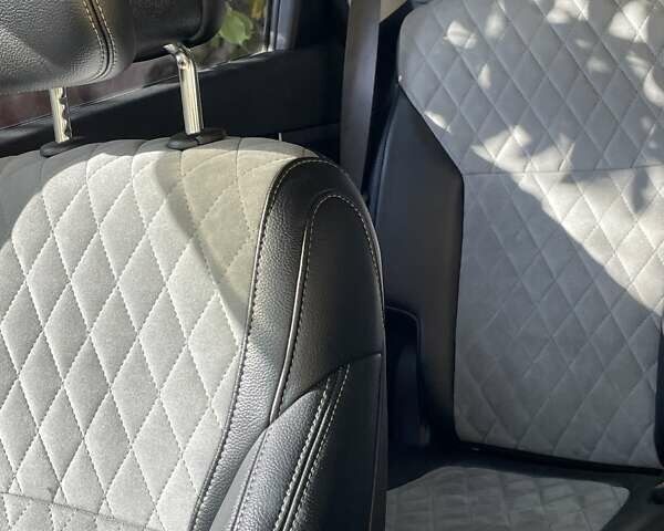 Киа Соренто 2015 в Львове на Automoto.ua Серый Киа Соренто, объемом двигателя 2.2 л и пробегом 131 тыс. км за 20500 $, фото 12 на Automoto.ua