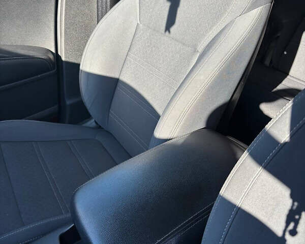 Серый Киа Соренто, объемом двигателя 2.36 л и пробегом 103 тыс. км за 14300 $, фото 22 на Automoto.ua