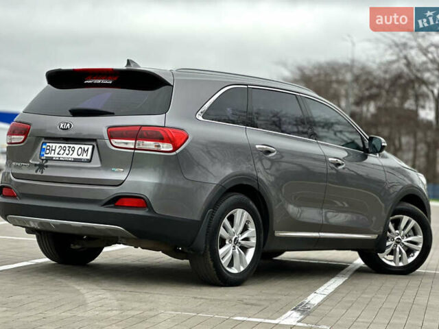 Сірий Кіа Соренто, об'ємом двигуна 2.2 л та пробігом 180 тис. км за 18500 $, фото 15 на Automoto.ua