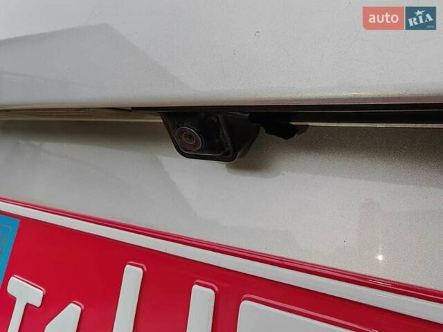 Серый Киа Соренто, объемом двигателя 2.2 л и пробегом 219 тыс. км за 19300 $, фото 16 на Automoto.ua