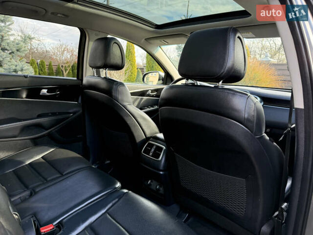 Серый Киа Соренто, объемом двигателя 2.2 л и пробегом 192 тыс. км за 18200 $, фото 36 на Automoto.ua