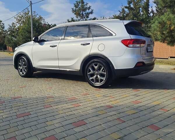 Серый Киа Соренто, объемом двигателя 2 л и пробегом 139 тыс. км за 21500 $, фото 2 на Automoto.ua