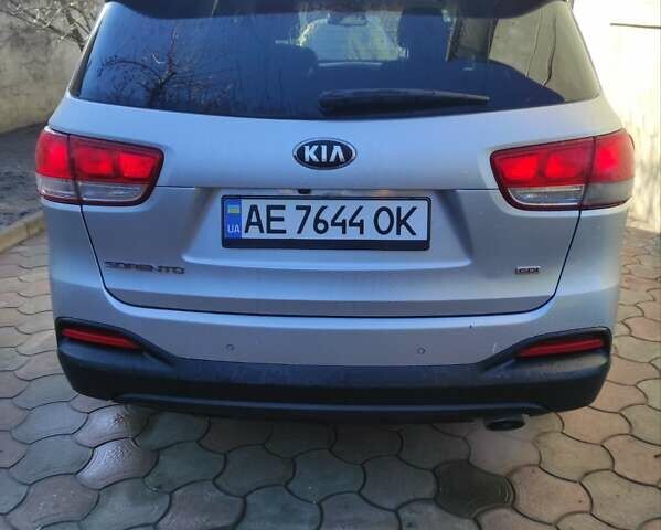 Серый Киа Соренто, объемом двигателя 2.4 л и пробегом 216 тыс. км за 18500 $, фото 1 на Automoto.ua