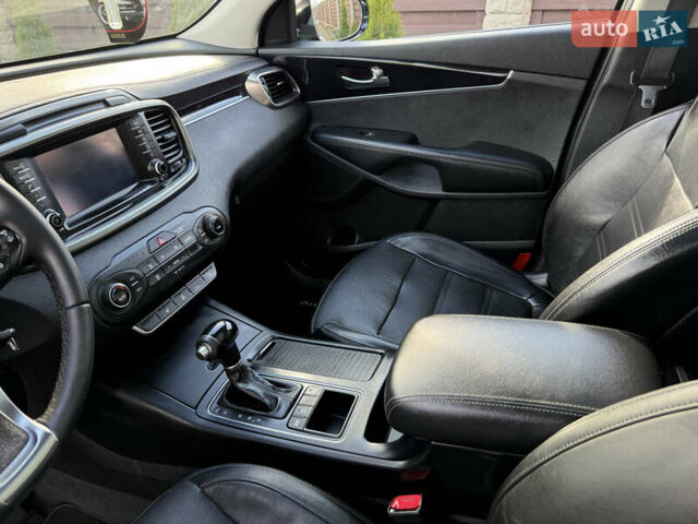 Серый Киа Соренто, объемом двигателя 2.2 л и пробегом 192 тыс. км за 18200 $, фото 50 на Automoto.ua