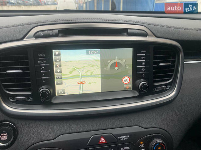 Серый Киа Соренто, объемом двигателя 2.2 л и пробегом 179 тыс. км за 21700 $, фото 31 на Automoto.ua