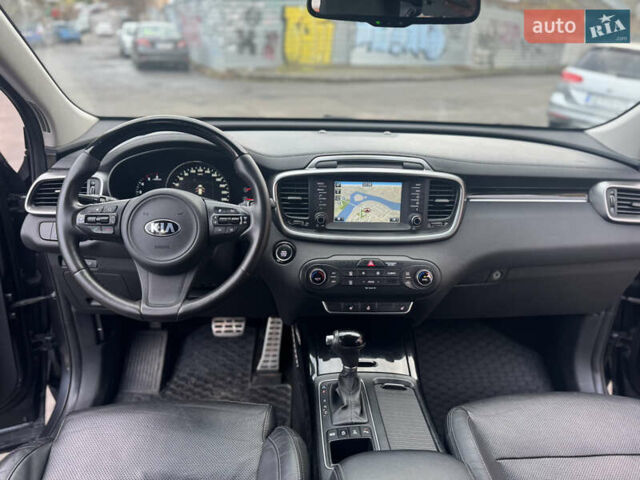 Сірий Кіа Соренто, об'ємом двигуна 2.2 л та пробігом 207 тис. км за 18800 $, фото 16 на Automoto.ua