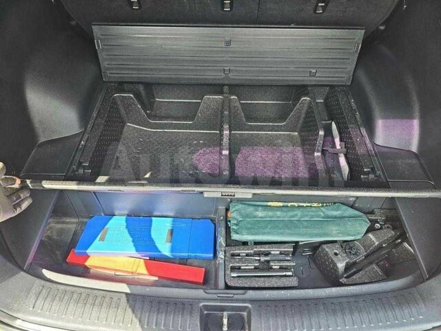 Киа Соренто 2015 в Киеве на Automoto.ua Серый Киа Соренто, объемом двигателя 2 л и пробегом 125 тыс. км за 8800 $, фото 9 на Automoto.ua