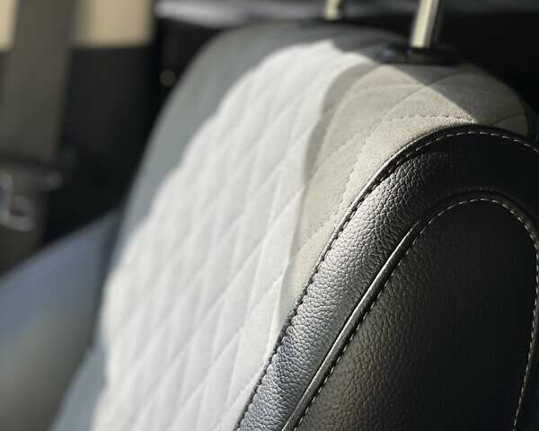 Киа Соренто 2015 в Львове на Automoto.ua Серый Киа Соренто, объемом двигателя 2.2 л и пробегом 131 тыс. км за 20500 $, фото 18 на Automoto.ua