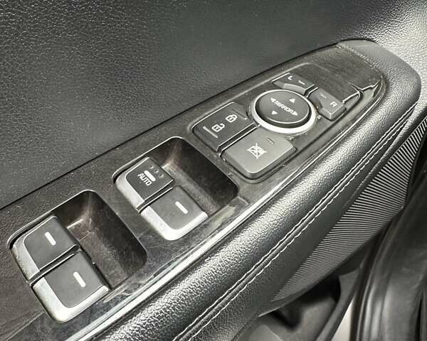 Серый Киа Соренто, объемом двигателя 2.36 л и пробегом 121 тыс. км за 14700 $, фото 21 на Automoto.ua