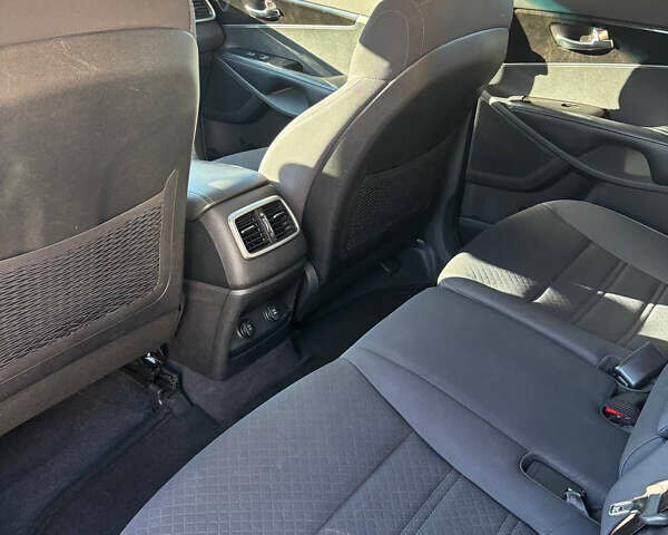 Серый Киа Соренто, объемом двигателя 2.36 л и пробегом 103 тыс. км за 14300 $, фото 26 на Automoto.ua