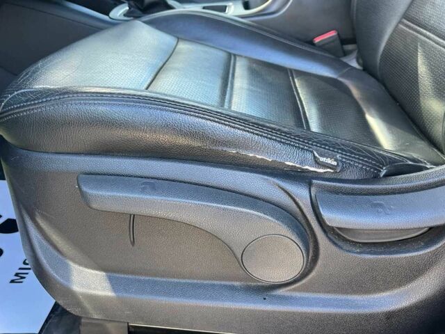 Серый Киа Соренто, объемом двигателя 2.4 л и пробегом 129 тыс. км за 14500 $, фото 15 на Automoto.ua