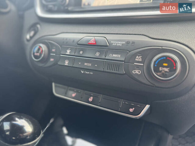 Сірий Кіа Соренто, об'ємом двигуна 2.2 л та пробігом 207 тис. км за 18800 $, фото 34 на Automoto.ua