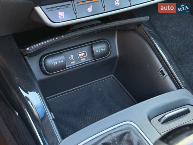 Сірий Кіа Соренто, об'ємом двигуна 2.2 л та пробігом 223 тис. км за 20750 $, фото 74 на Automoto.ua