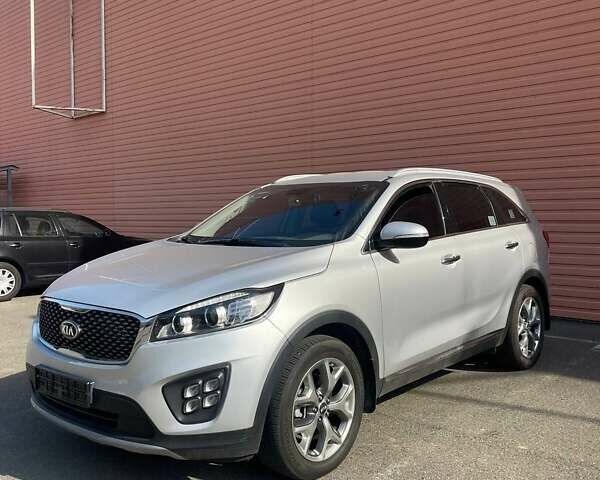 Серый Киа Соренто, объемом двигателя 2 л и пробегом 167 тыс. км за 21800 $, фото 1 на Automoto.ua