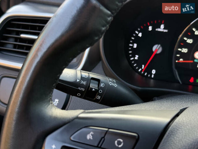 Сірий Кіа Соренто, об'ємом двигуна 2.2 л та пробігом 223 тис. км за 20750 $, фото 57 на Automoto.ua